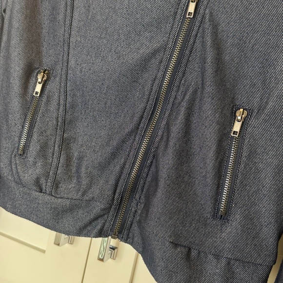 Forever 21 Dark Blue Jacket with Lace Lining on back. Size: Large - Picture 3 of 6